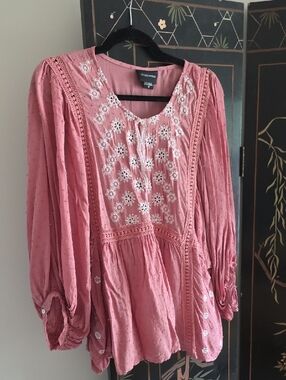 Los Angeles Top - Pink Embroidered Boho Blouse